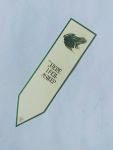 Parchment paper bookmark, green frog &quot;here I fell asleep&quot;