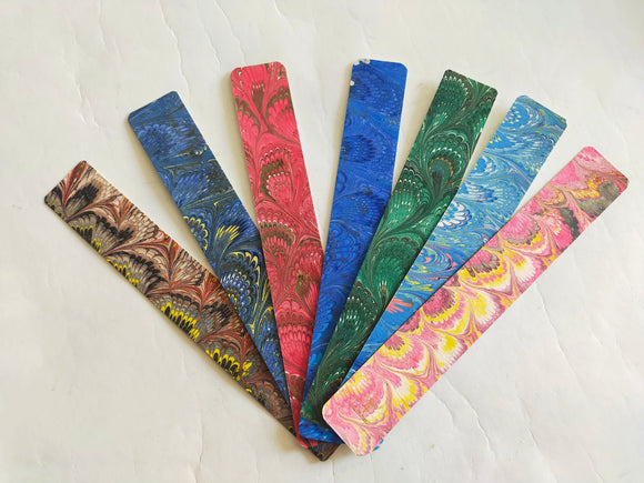 Hand marbled cotton paper bookmark - Marbled Bookmark - Reader Gift - Book Lover Gift - Gift for Reader - Gift for Women - Bookworm for Her