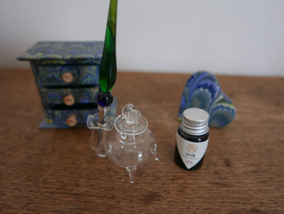 Murano glass dip pen, inkwell/pen holder and ink bottle set. Glass Inkwell for Calligraphy Dip Pens and Quills, Desk Ink Well and pen set